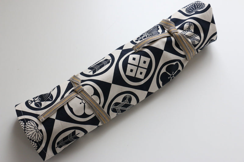 Rouleau de couteaux de style japonais Konkamon-Ura-konkamon 7 Pochettes - japanny-FR